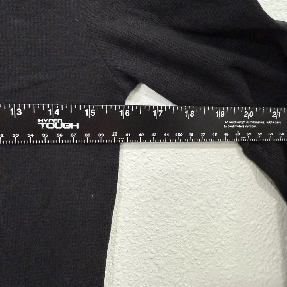 Hurley‎ Boys Medium Black Long Sleeve Waffle Knit Thermal Shirt Logo 6631-023
